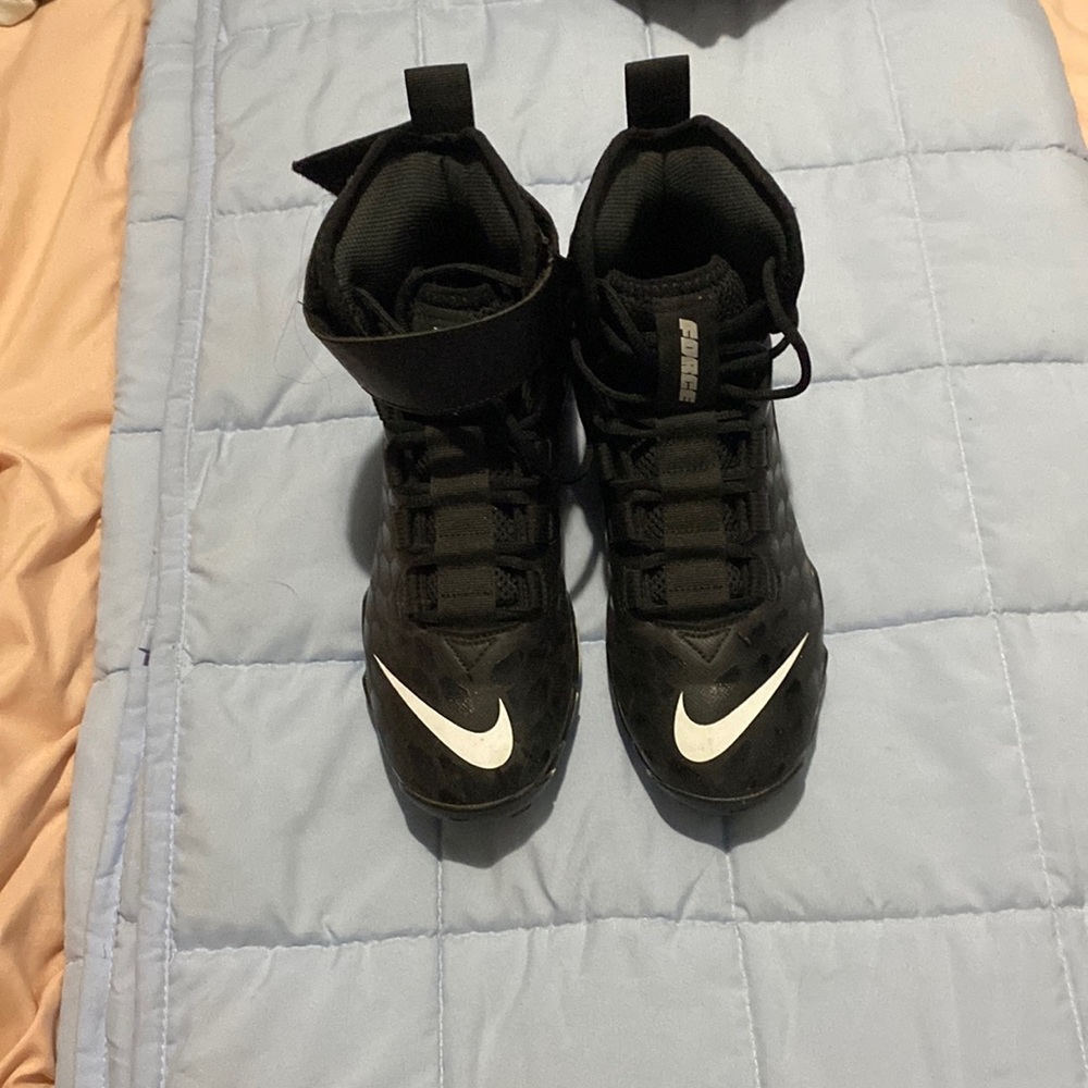 Football cleats